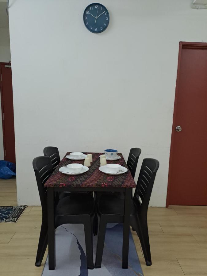 1201 Apartment Ladang Tok Pelam Tepipantaibatuburuk Kuala Terengganu Extérieur photo
