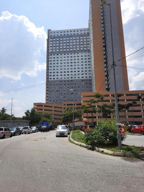 1201 Apartment Ladang Tok Pelam Tepipantaibatuburuk Kuala Terengganu Extérieur photo